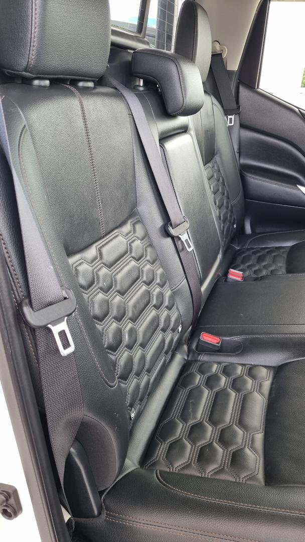 2021 Nissan Navara ST-X