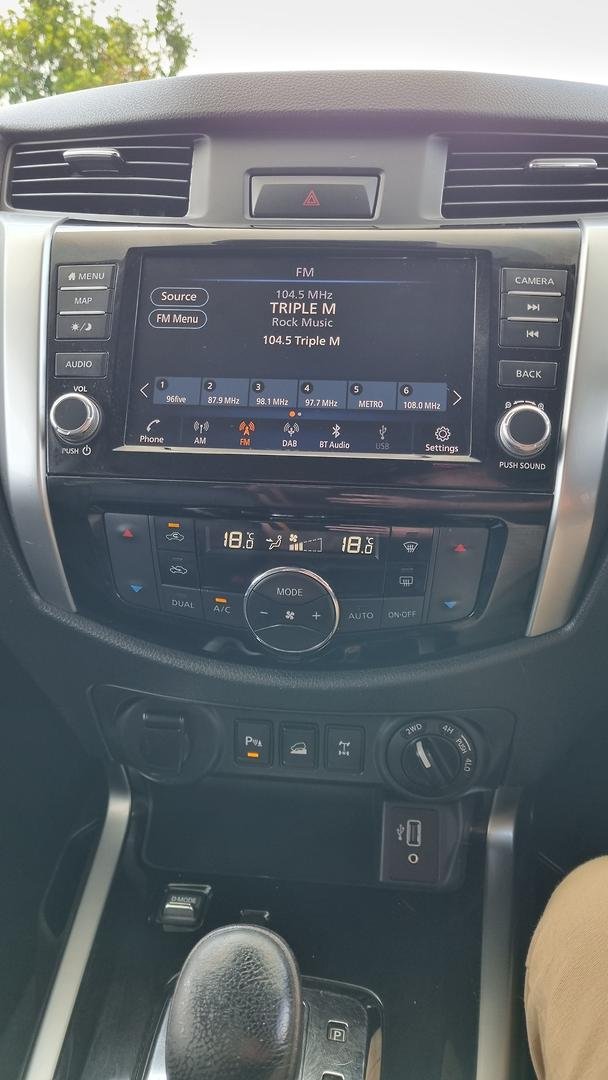 2021 Nissan Navara ST-X