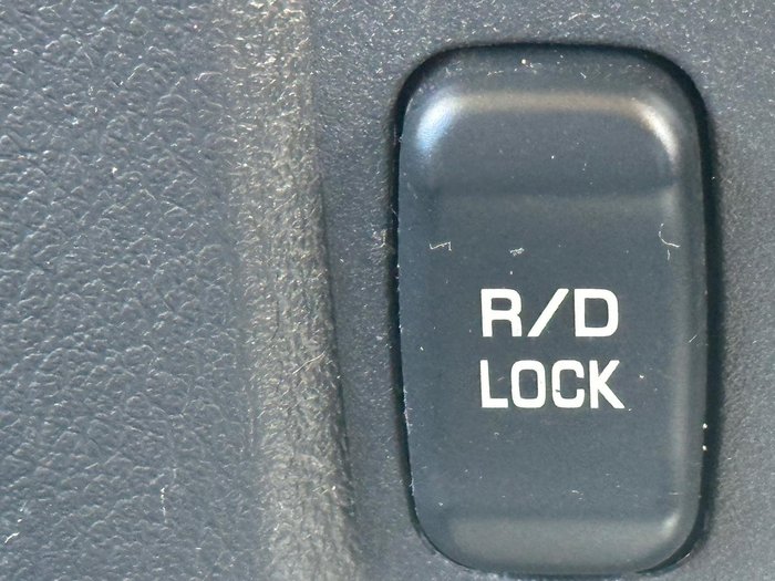 2016 Mitsubishi Pajero Exceed NX MY17 4X4 Dual Range White