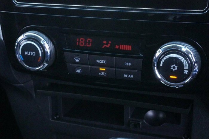 2019 Mitsubishi Pajero GLX