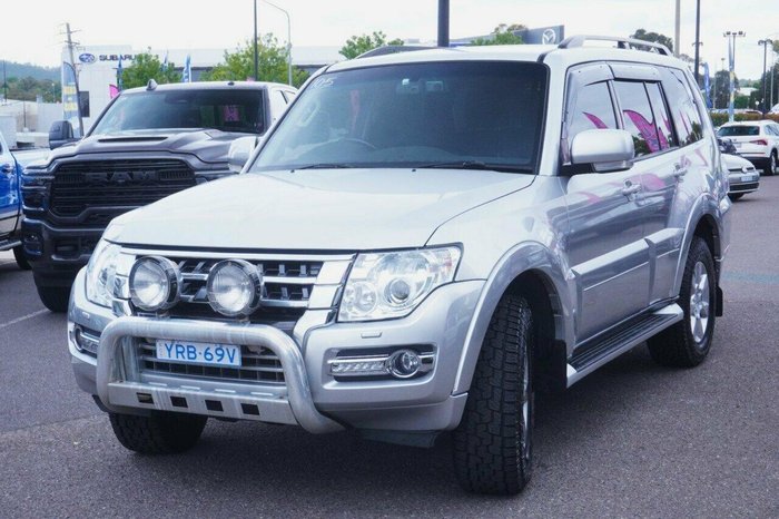 2019 Mitsubishi Pajero GLX