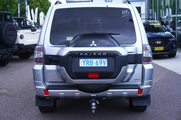 2019 Mitsubishi Pajero GLX