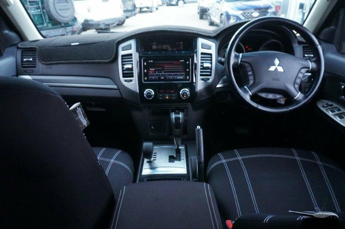 2019 Mitsubishi Pajero GLX