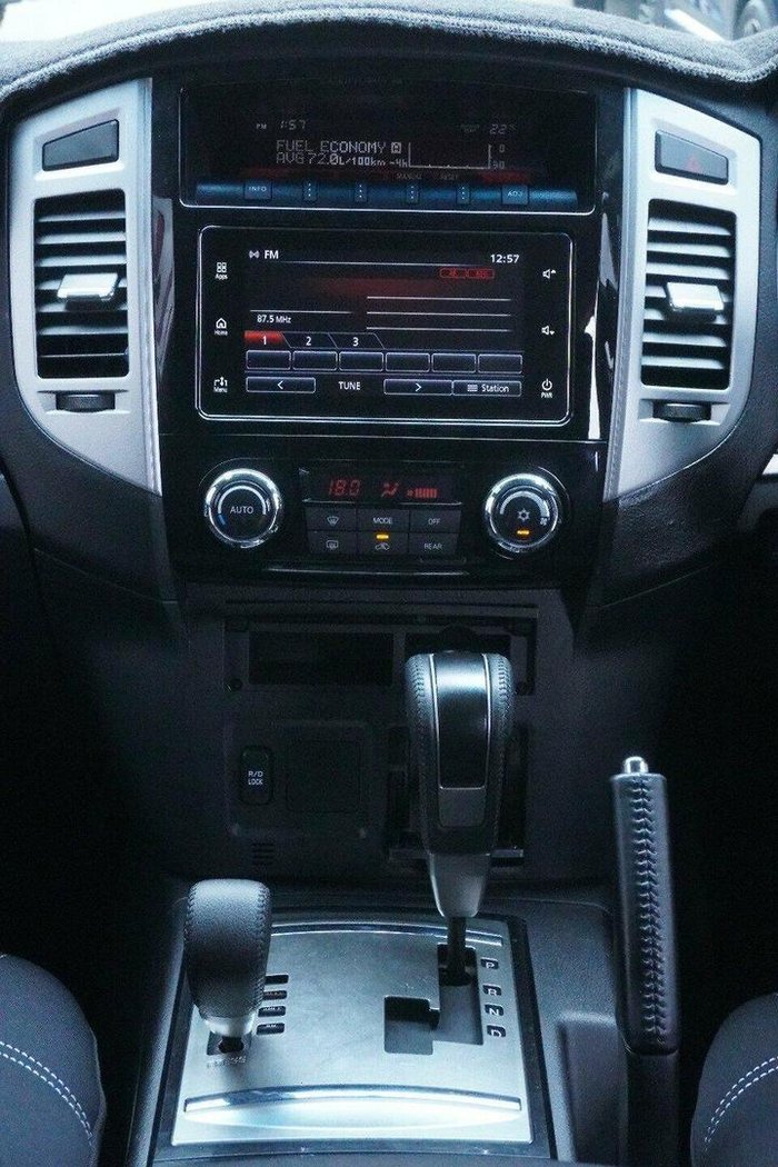 2019 Mitsubishi Pajero GLX