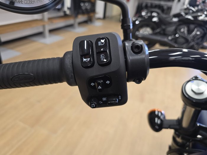 2024 Indian CHIEF DARK HORSE BLUE