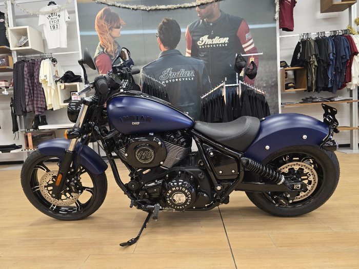 2024 Indian CHIEF DARK HORSE BLUE