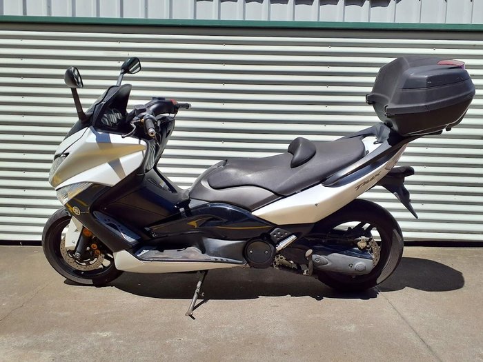 2011 Yamaha TMAX (XP500) TMax White