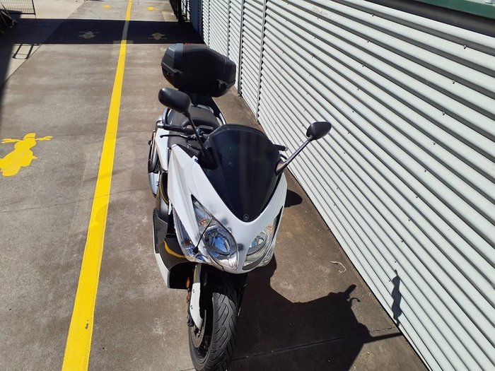 2011 Yamaha TMAX (XP500) TMax White