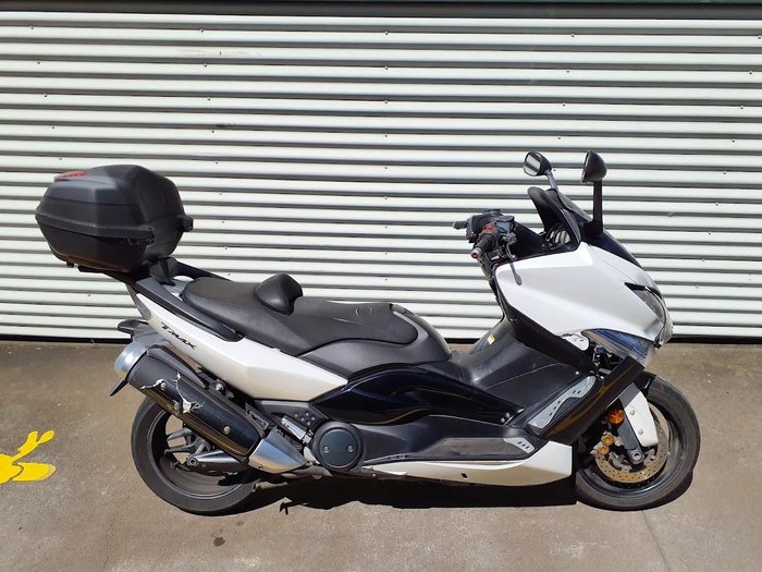 2011 Yamaha TMAX (XP500) TMax White