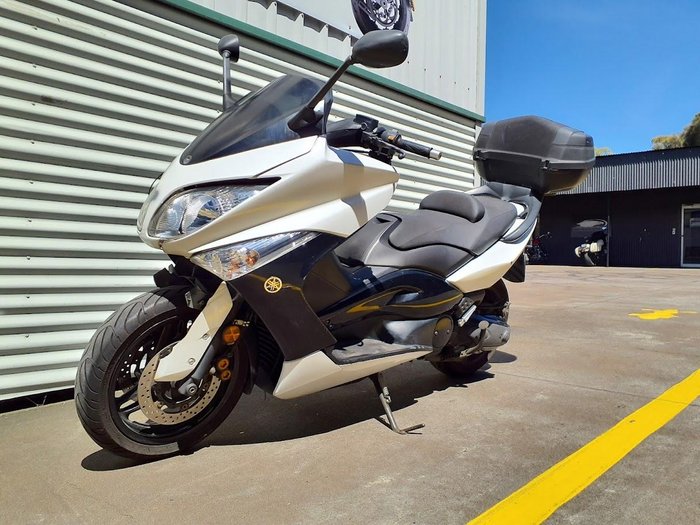 2011 Yamaha TMAX (XP500) TMax White