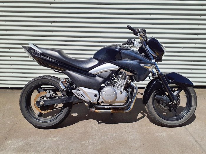 2013 Suzuki Inazuma 250 (GW250) Inazuma Black