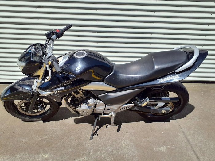 2013 Suzuki Inazuma 250 (GW250) Inazuma Black