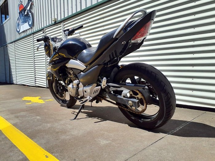 2013 Suzuki Inazuma 250 (GW250) Inazuma Black