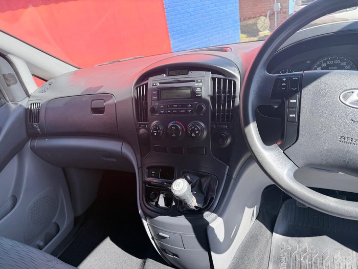 2009 Hyundai iLoad TQ-V Space Black