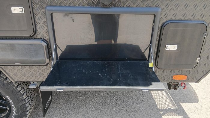 2020 Lotus Caravans Off Grid 166 3 X Bunk 16.9