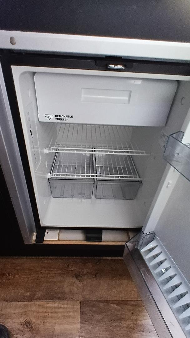 2020 Lotus Caravans Off Grid 166 3 X Bunk 16.9