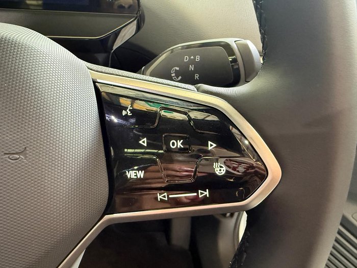 2025 Volkswagen ID.4 Pro