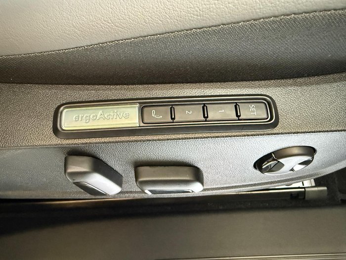 2025 Volkswagen ID.4 Pro