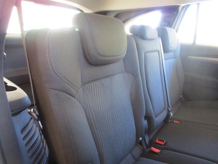 2025 Isuzu MU-X LS-M