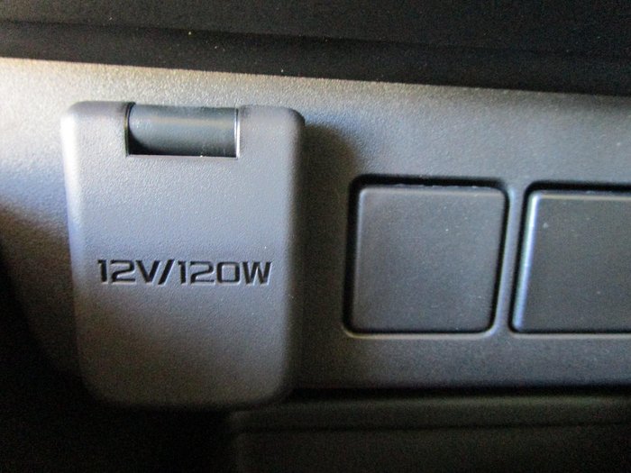 2025 Isuzu MU-X LS-M