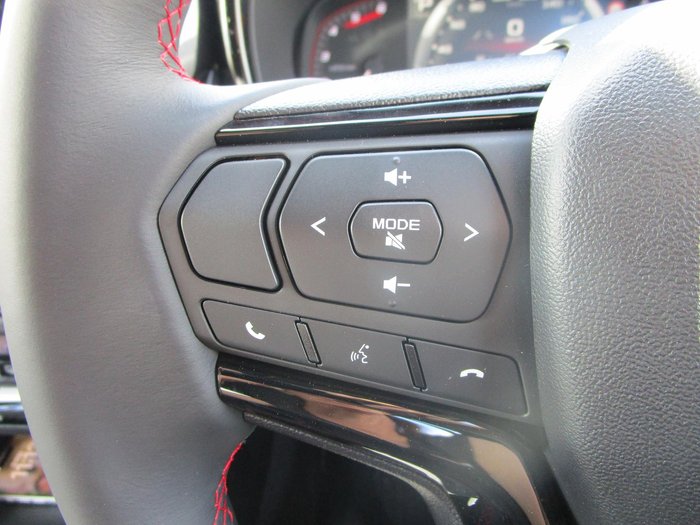 2025 Isuzu D-MAX X-TERRAIN