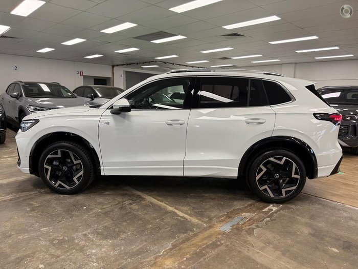 2025 Volkswagen Tiguan 150TSI R-Line