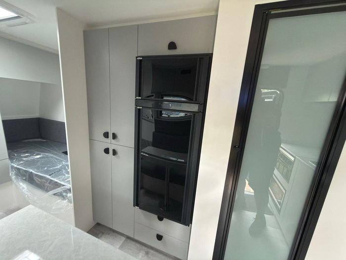 2025 Traveller Destination Track 13 Twin Single