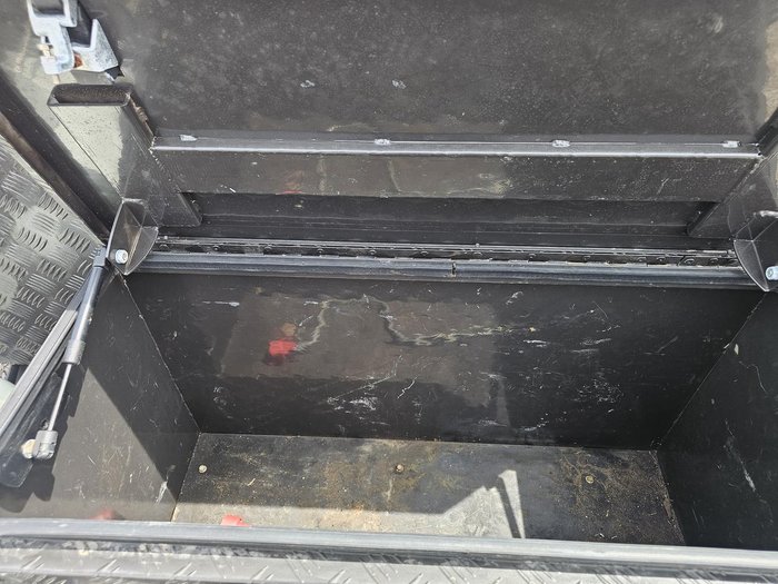 2020 JB Caravans Dirt Road Xtreme 22 Corner Shower