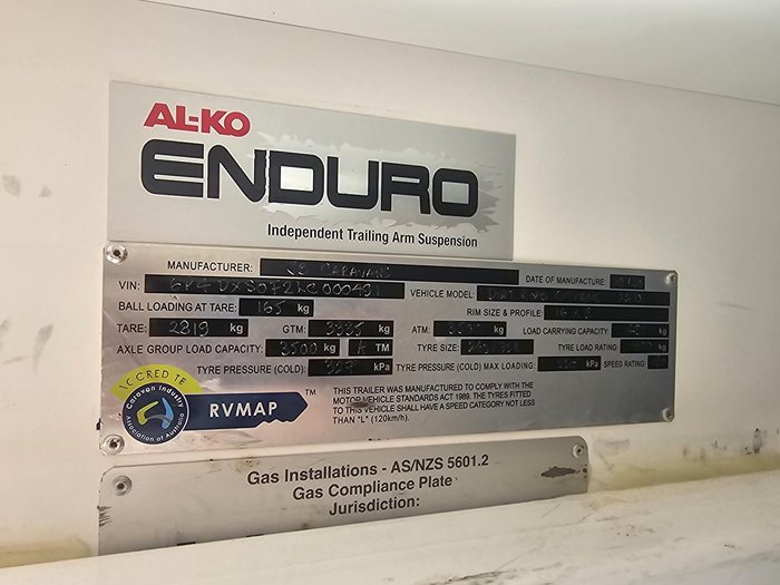 2020 JB Caravans Dirt Road Xtreme 22 Corner Shower