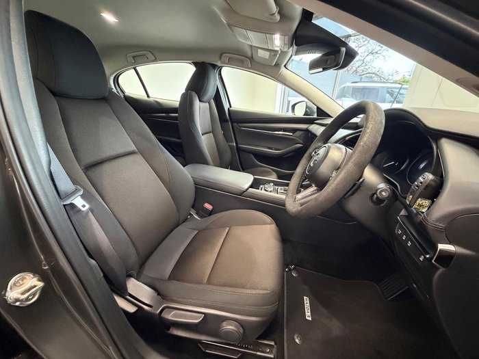 2021 Mazda 3 G20 Evolve