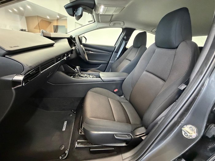 2021 Mazda 3 G20 Evolve