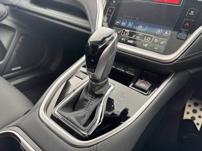 2025 Subaru Outback AWD Touring XT