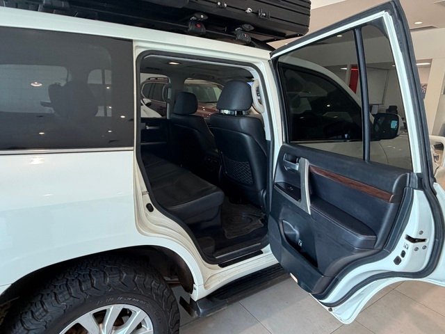 2016 Toyota LANDCRUISER LC200 4.5L T/D A/T VX 7 Seat (Beige Trim)