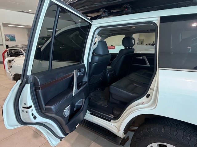 2016 Toyota LANDCRUISER LC200 4.5L T/D A/T VX 7 Seat (Beige Trim)