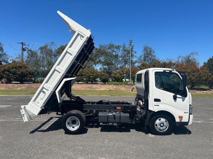 2025 Hino 300 Series 617 Tipper Tipper Pro