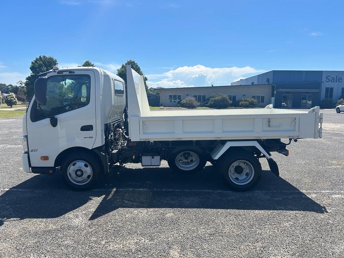 2025 Hino 300 Series 617 Tipper Tipper Pro