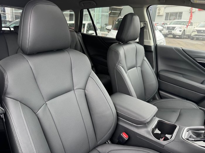 2025 Subaru Outback AWD Touring XT