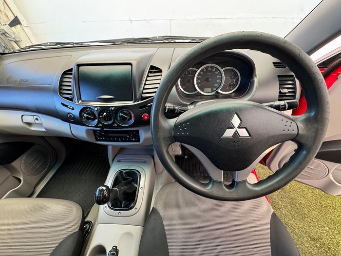 2013 Mitsubishi Triton GL