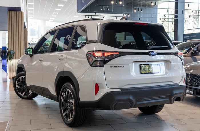 2025 Subaru Forester Touring S6 MY26 AWD Crystal White