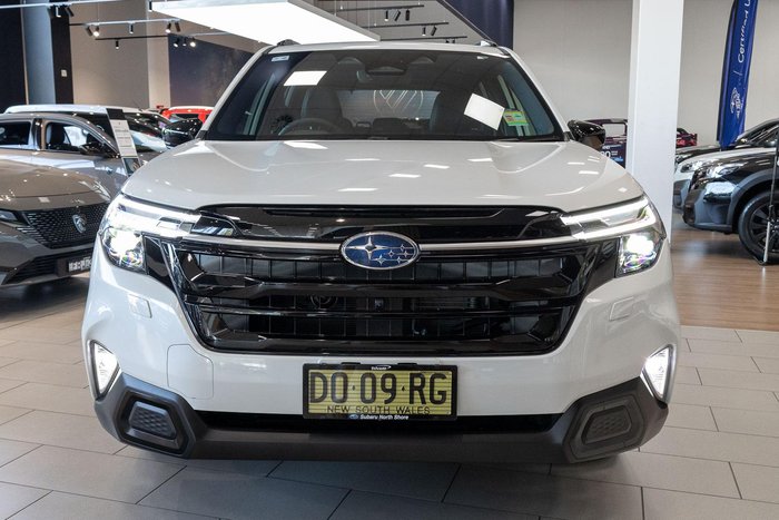 2025 Subaru Forester Touring S6 MY26 AWD Crystal White