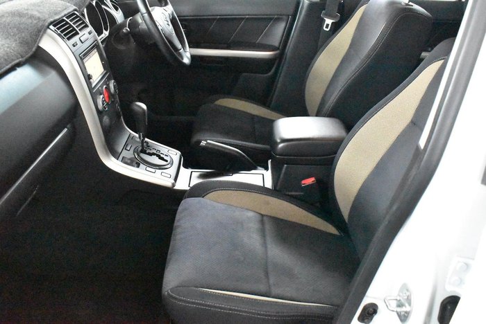 2015 Suzuki Grand Vitara Navigator