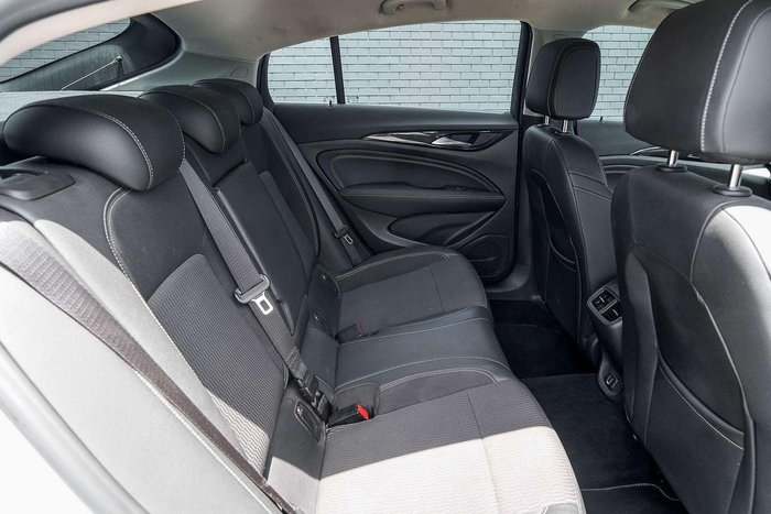 2018 Holden Commodore RS