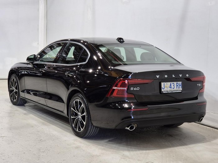 2020 Volvo S60 T5 Momentum MY20 AWD Black