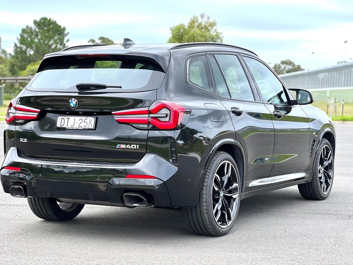 2022 BMW X3 M40i