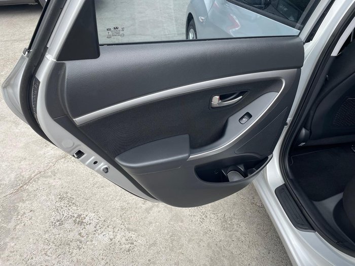 2017 Hyundai i30 Active GD4 Series II MY17 Platinum Silver