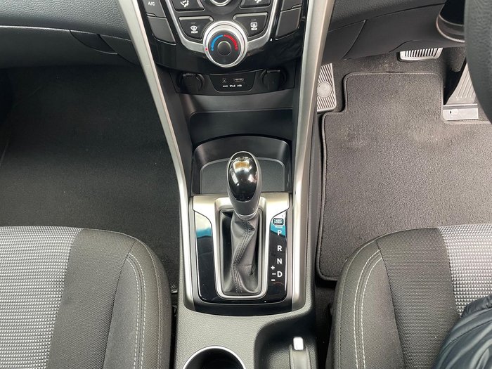 2017 Hyundai i30 Active GD4 Series II MY17 Platinum Silver