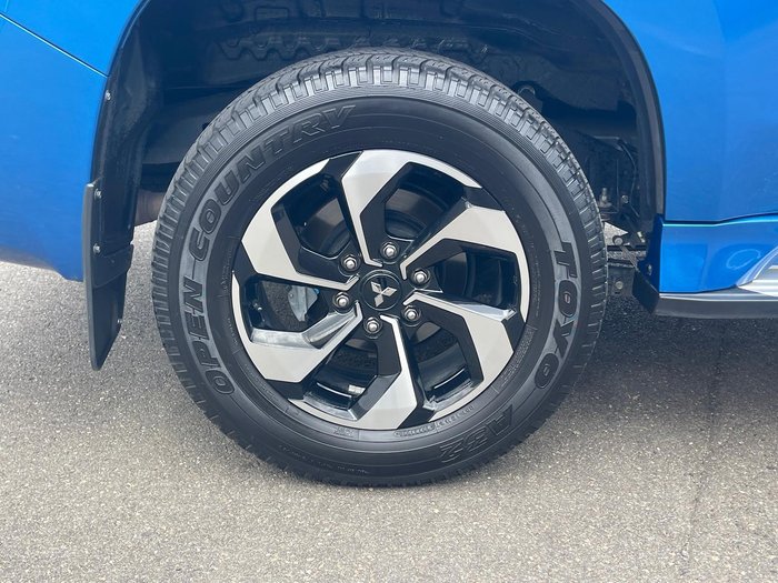 2024 Mitsubishi Pajero Sport GLS