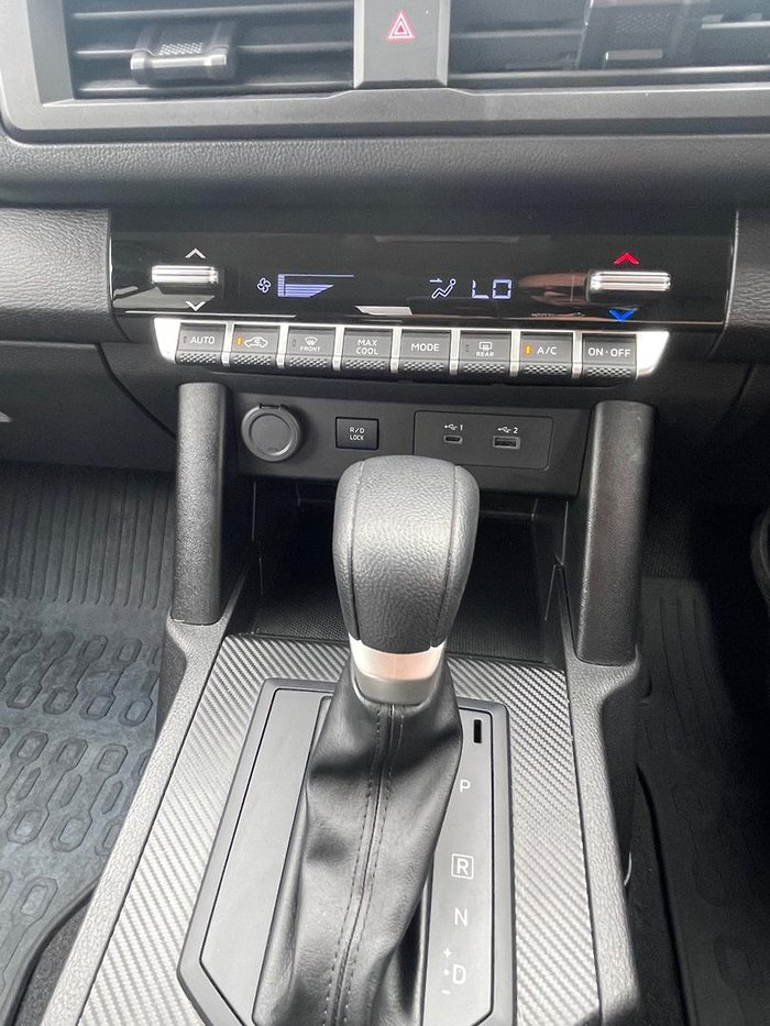 2024 Mitsubishi Triton GLX-R