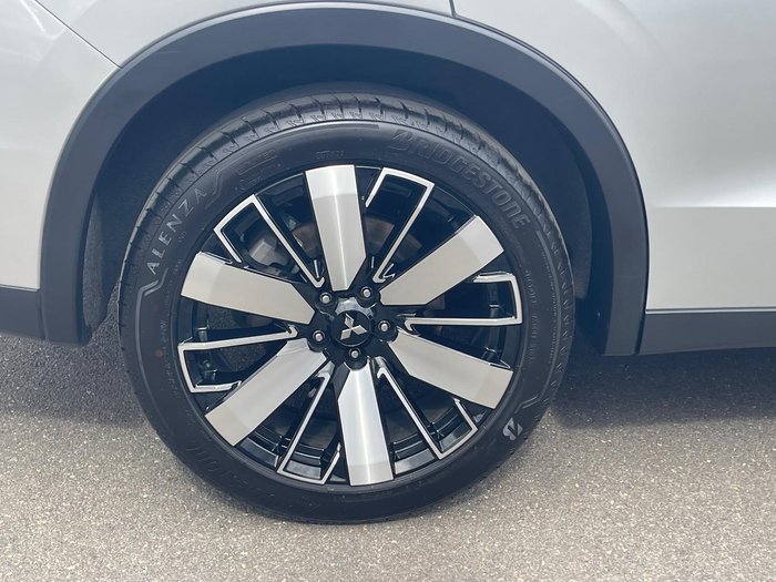 2025 Mitsubishi Outlander Aspire