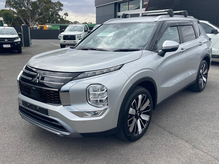 2025 Mitsubishi Outlander Aspire